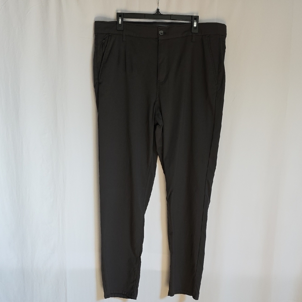 Weatherproof Vintage Gray Mens Pants.  Size 38